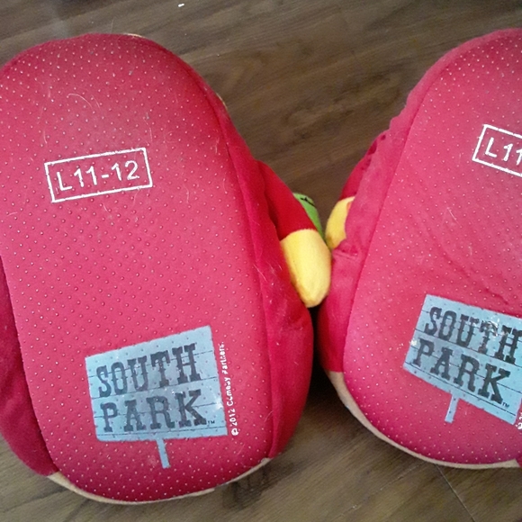 Slippers - Picture 2 of 2